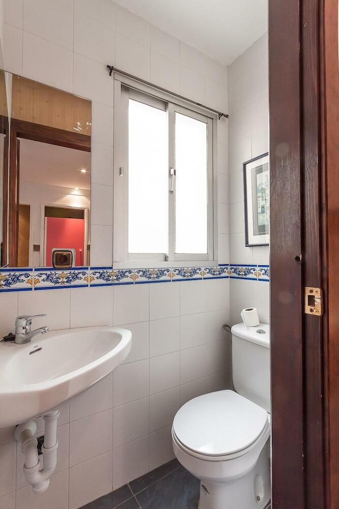 Feel Hostels City Center