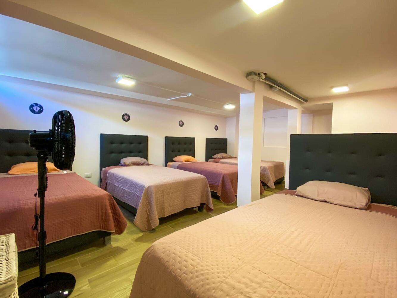 Casa Pandora Hostel Women Only