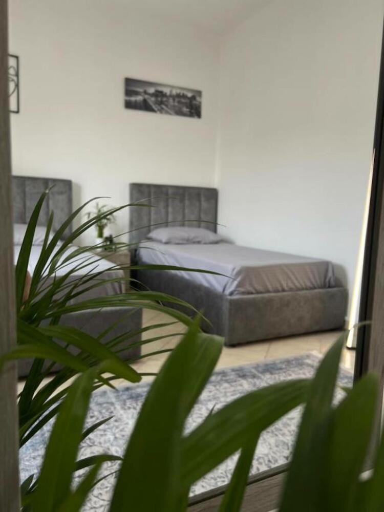 Hostel By Fenix