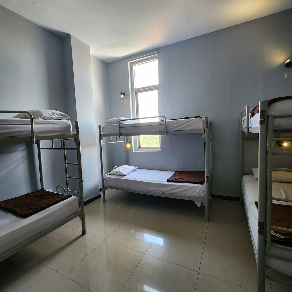 Populair Hostel Braga, Bandung Populair Hostel Braga, Bandung