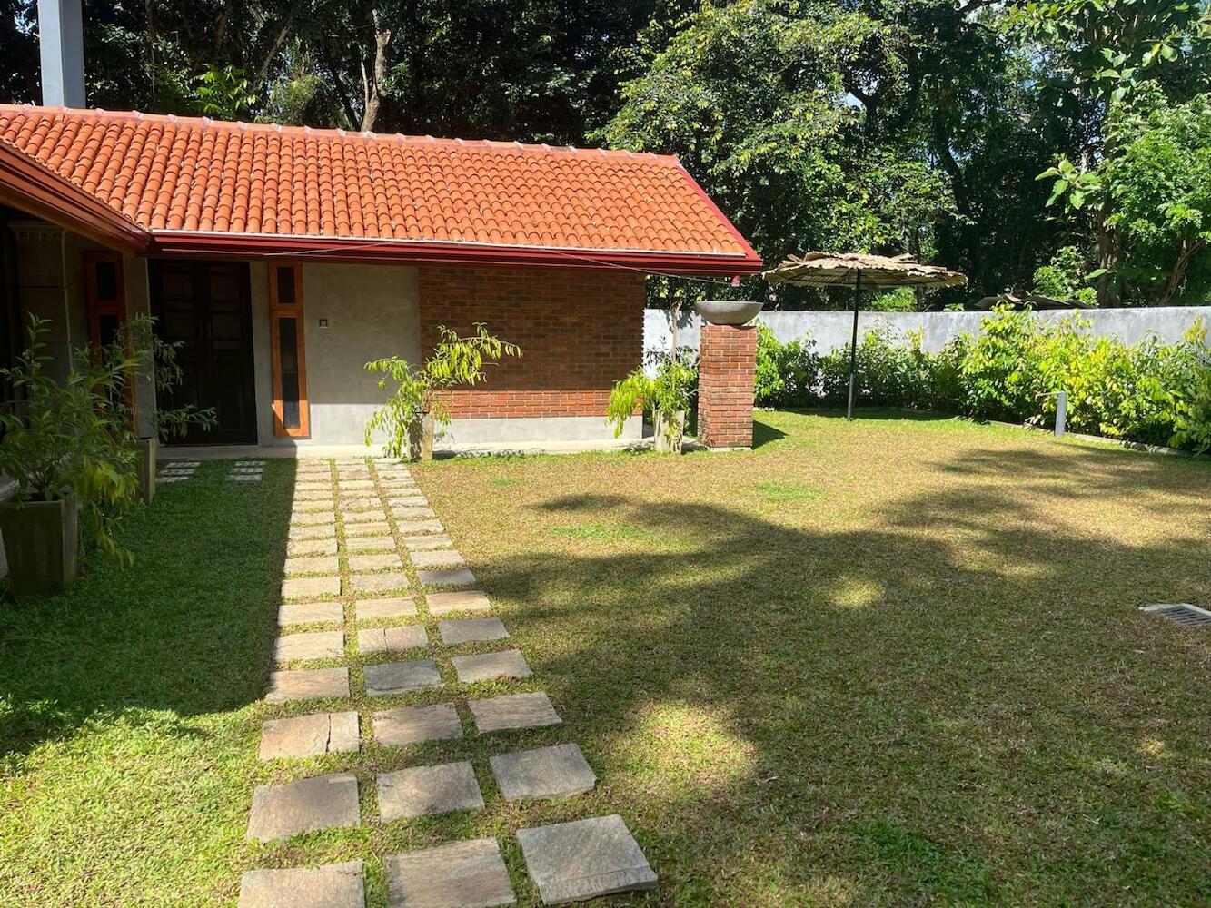 Bappa's Place, Hiriketiya