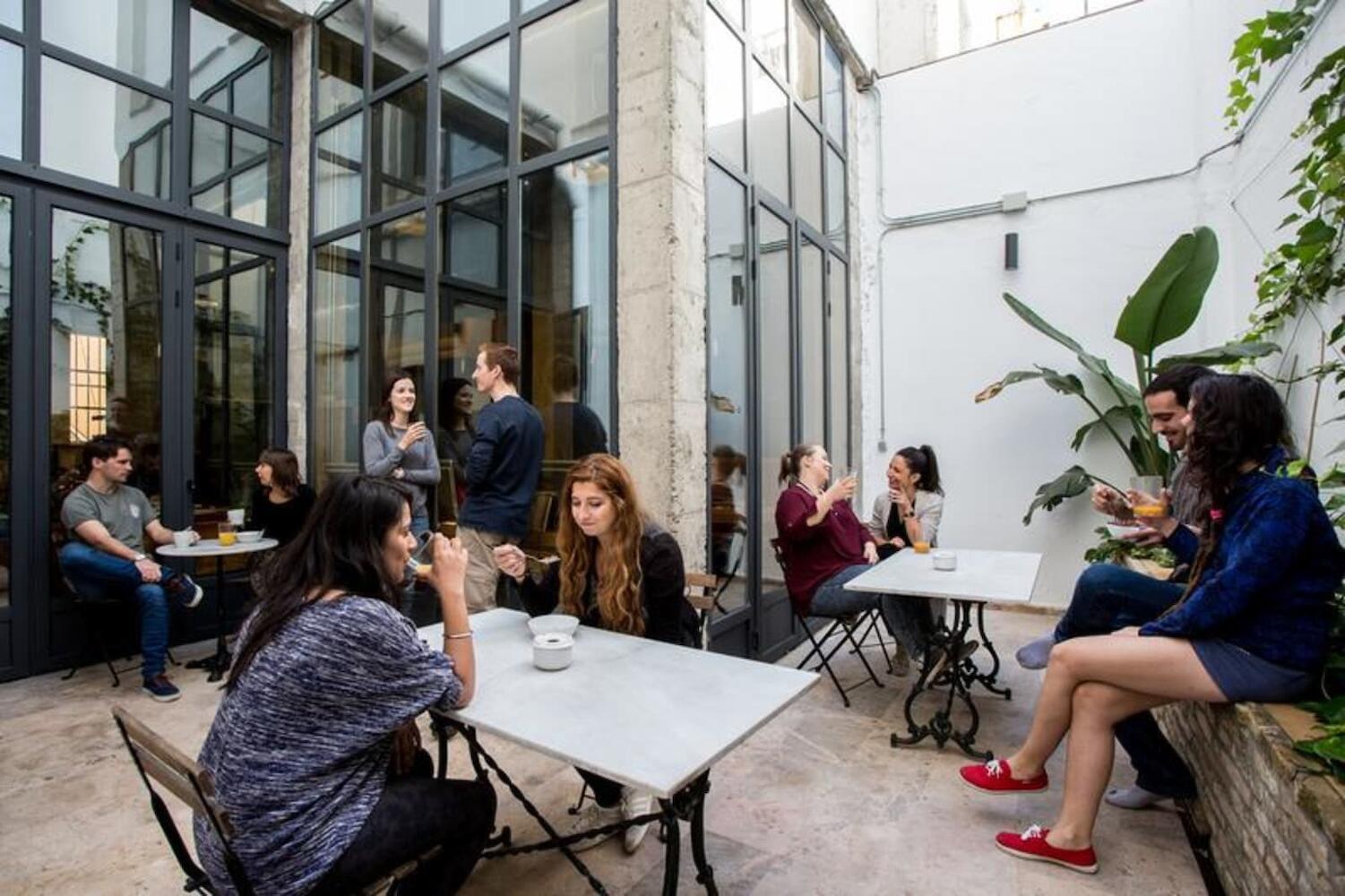 Black Swan Hostel Sevilla, Seville