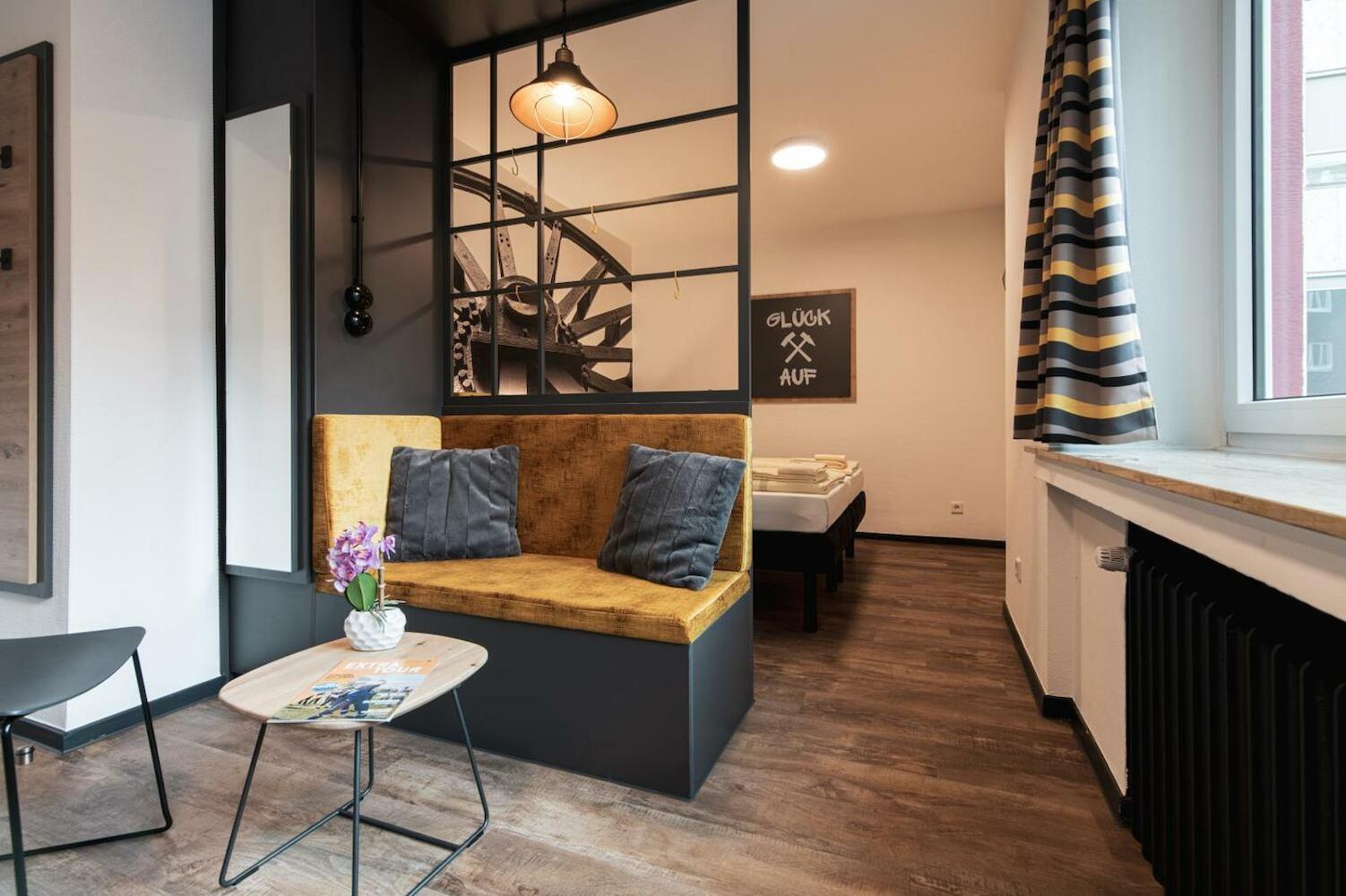 DJH Jugendgästehaus Adolph Kolping, Dortmund DJH Jugendgästehaus Adolph Kolping, Dortmund