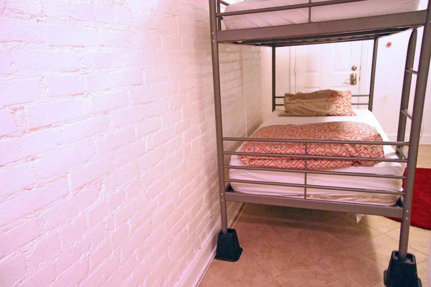 Duo Housing