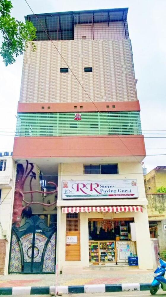 R R Women's Paying Guest