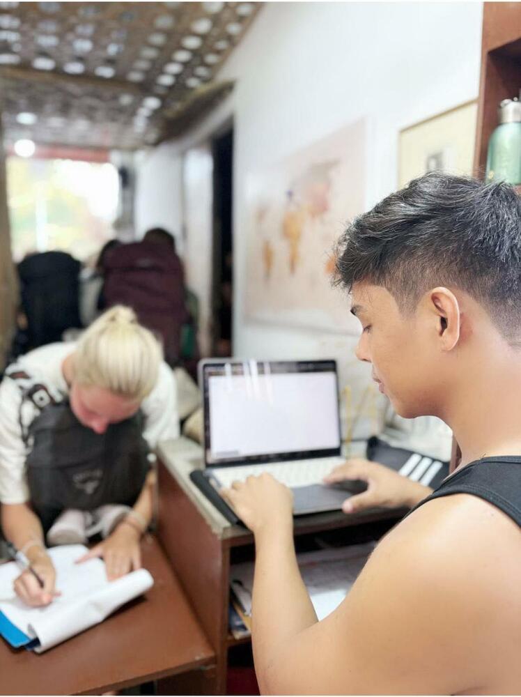 Tagpo Capsule Hostel, Coron