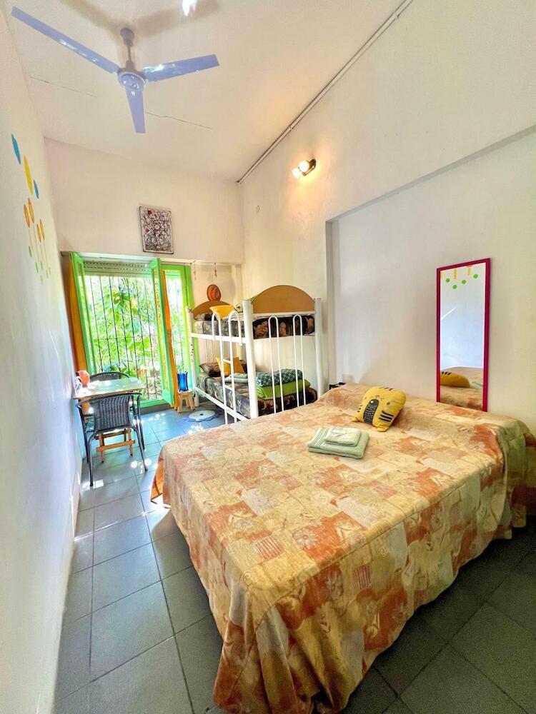 G H Hostal, Buenos Aires