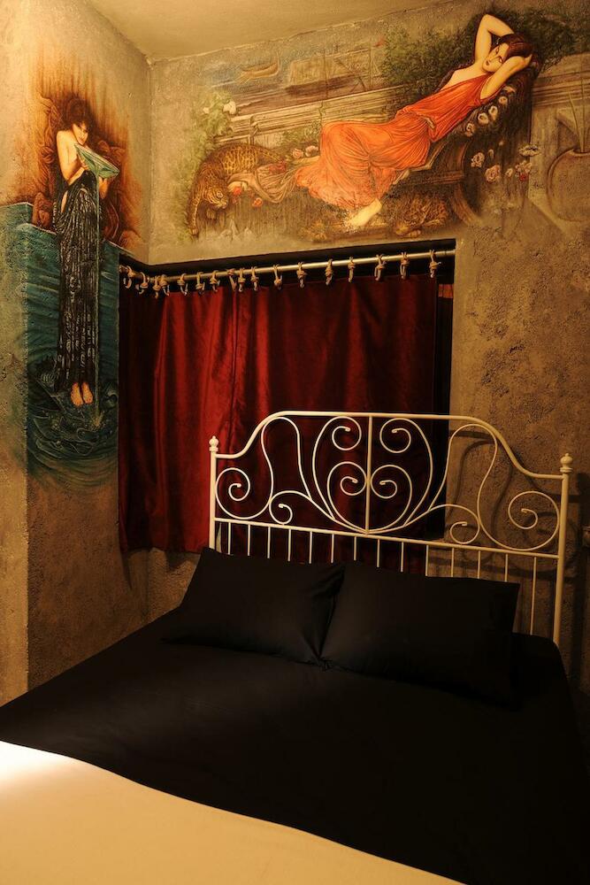Role Street Hostel, Antalya