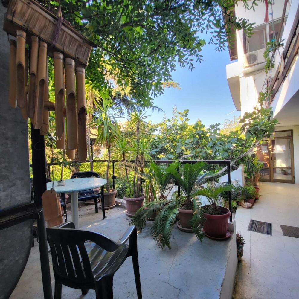Hostel Varna Botanika, Varna