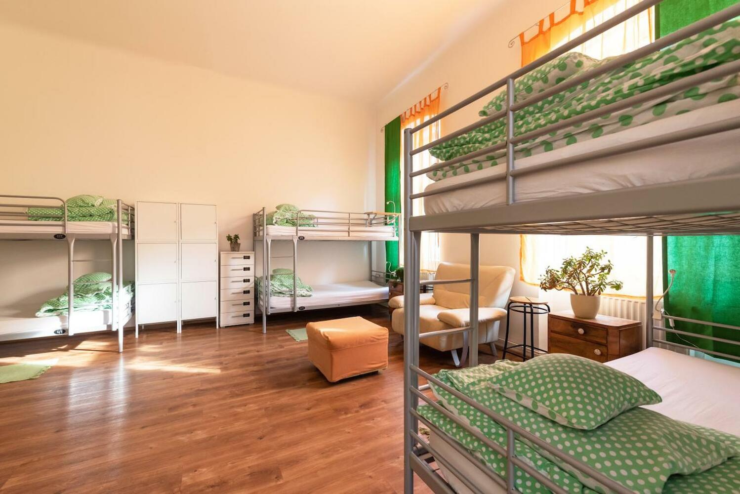 Fluxus Hostel