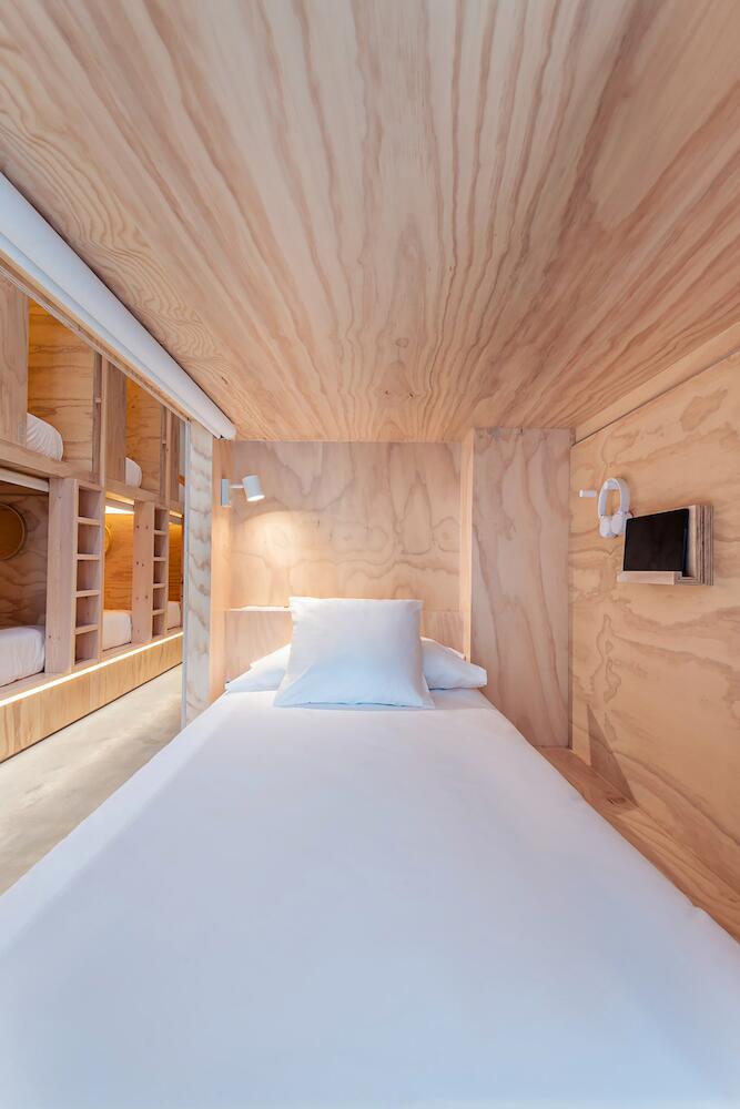 Colo Colo the Smart Hostel