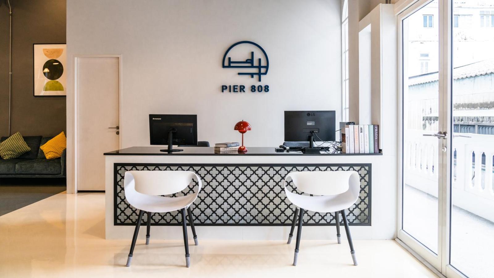Pier 808, Bangkok