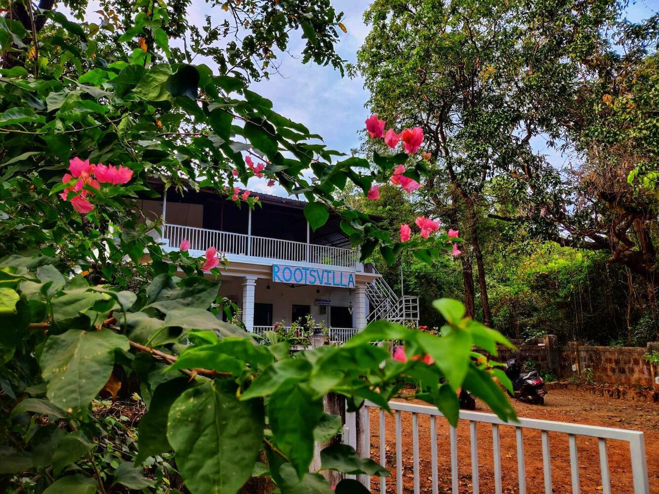 Rootsvilla Hostel