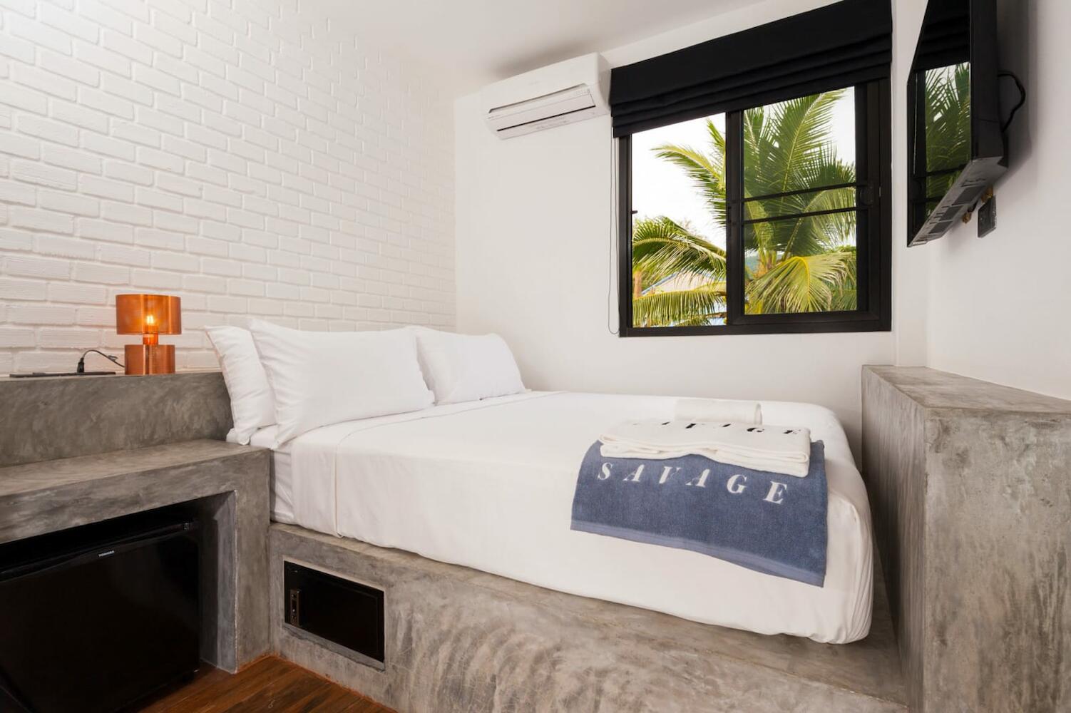 Savage Hostel, Koh Tao