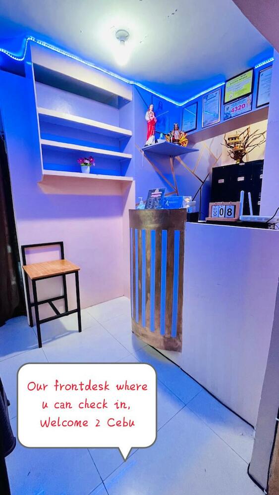 Mactan Airport Hostel At Aashvi Cozy Cabin, Cebu City