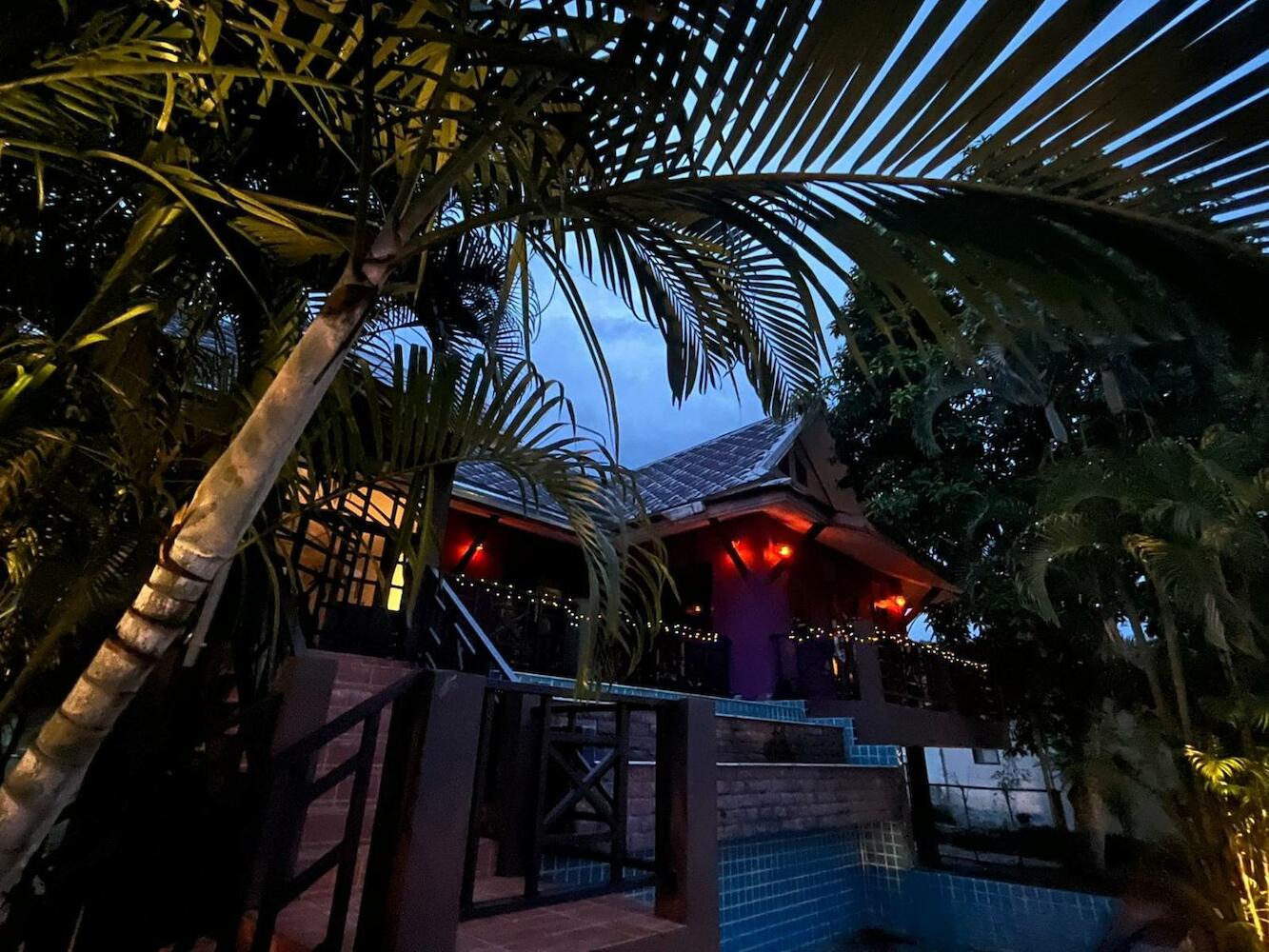 Purple House - Female Only Boutique Hostel, Koh Phangan
