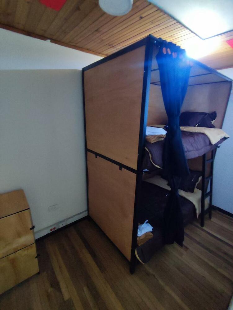 Baruch Capsula, Bogotá