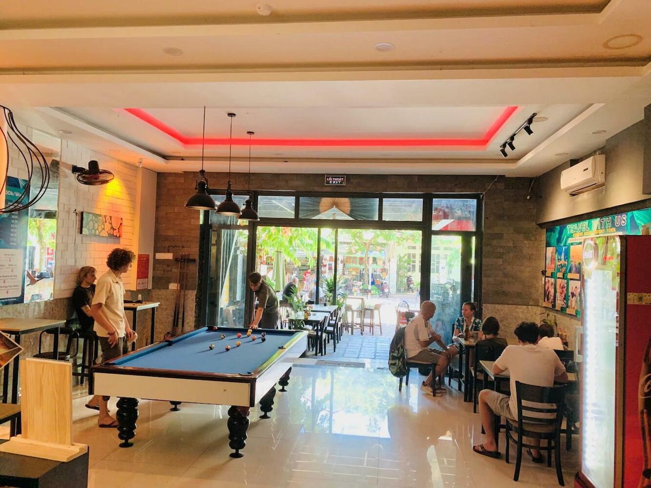 Hoi An Ancient Town Hostel & Bar