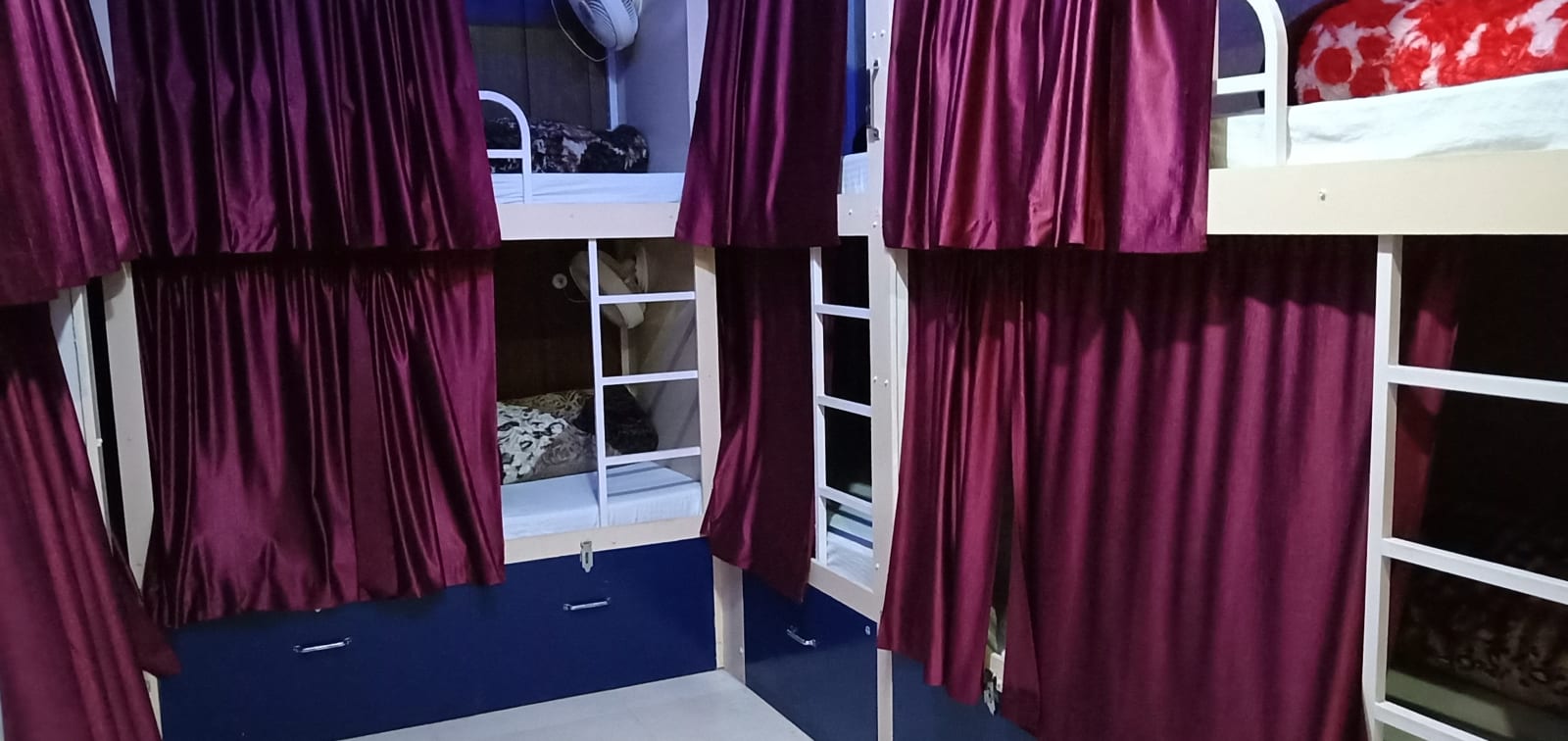 Bluestays Hostel, Rishikesh