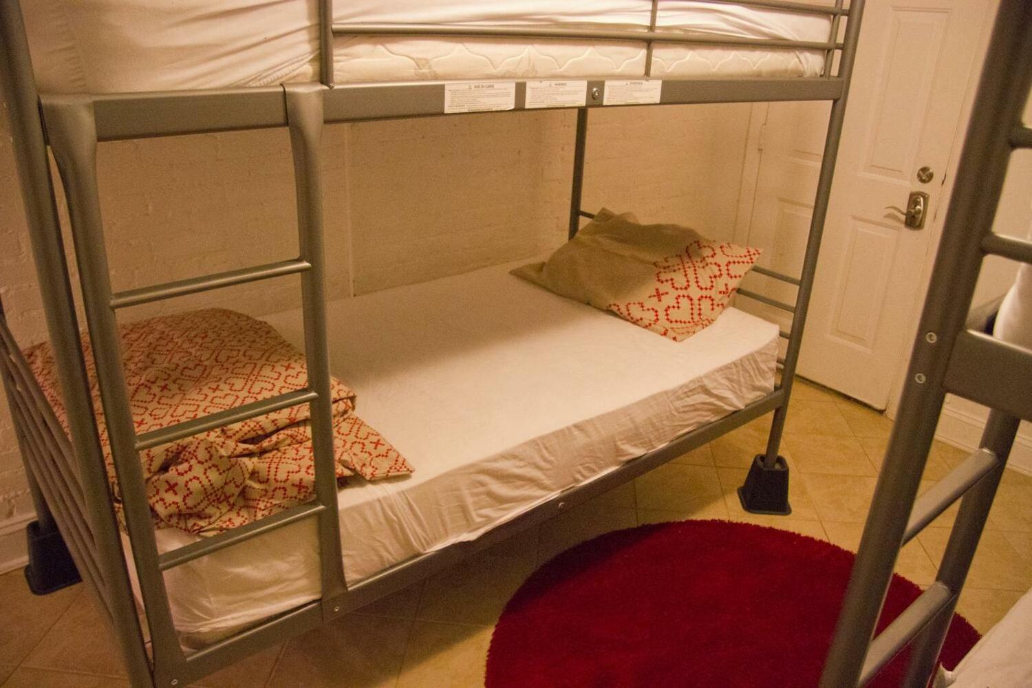 Duo Housing