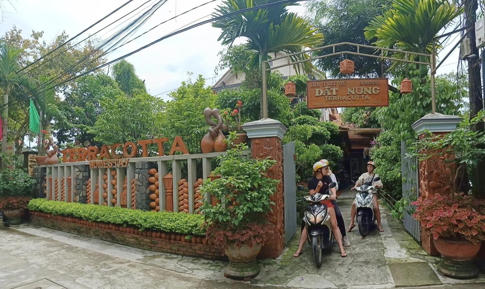 Terra Cotta Homestay & Hostel