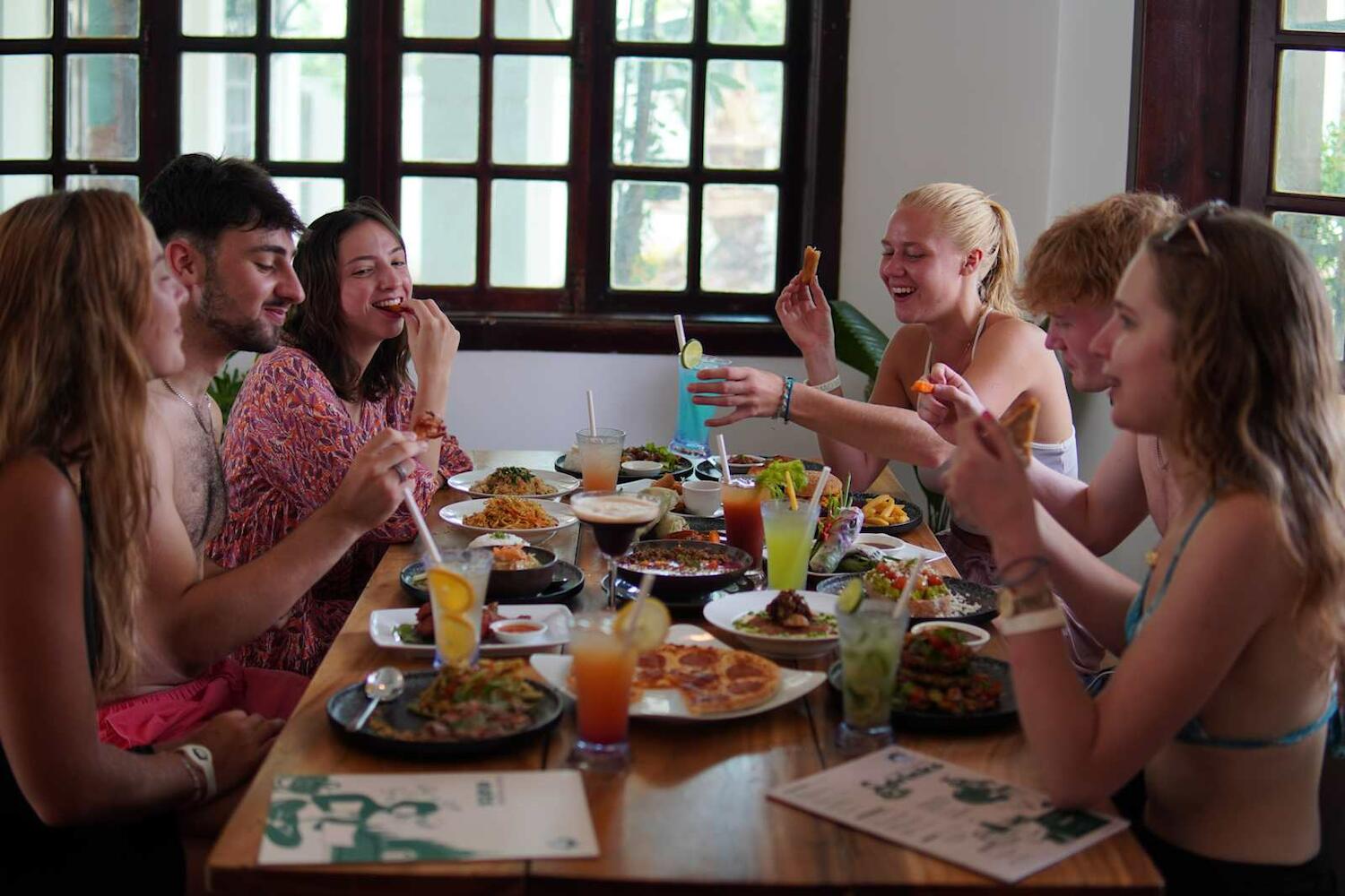 Mad Monkey Hostel Siem Reap