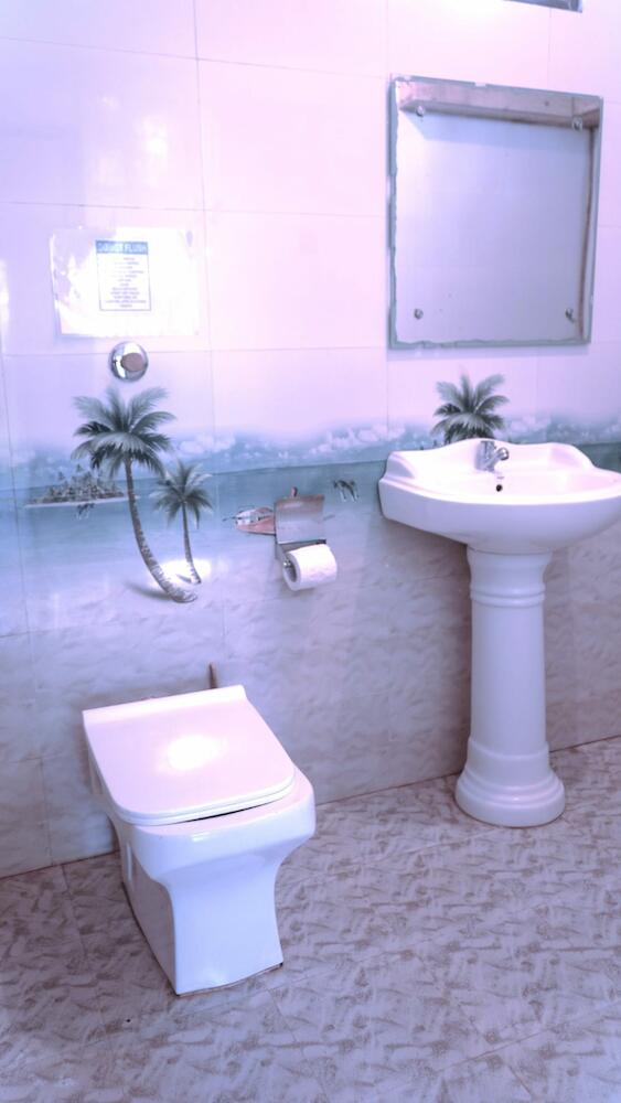 THIS IS IT - Beach Hostel, Goa