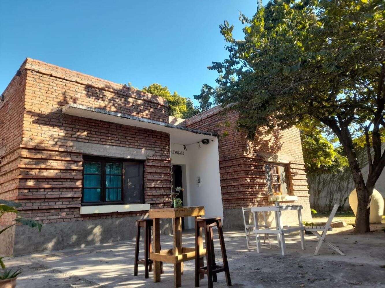 Casa Nuestra Hostal