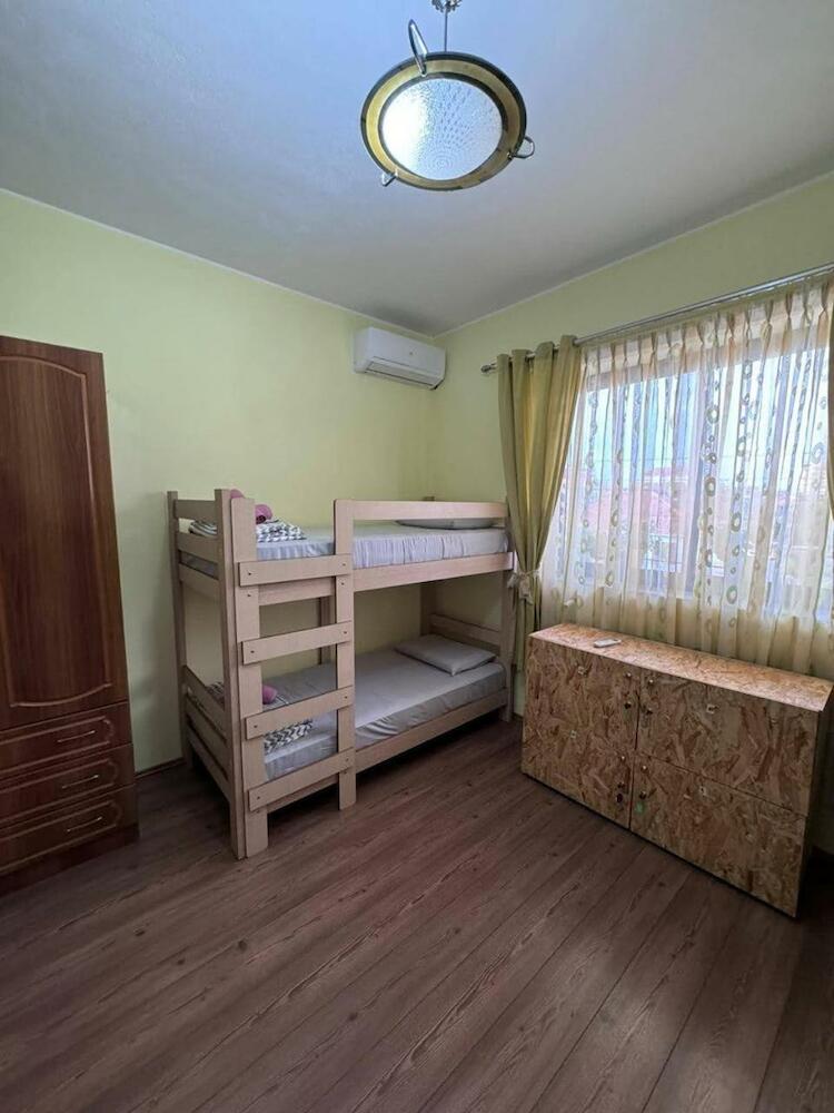 Blissful Hostel, Shkoder