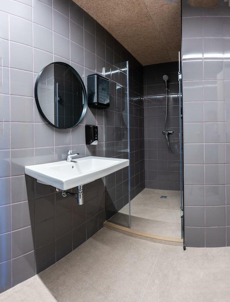 Lamia Bbk Women Hostel-solo Mujeres