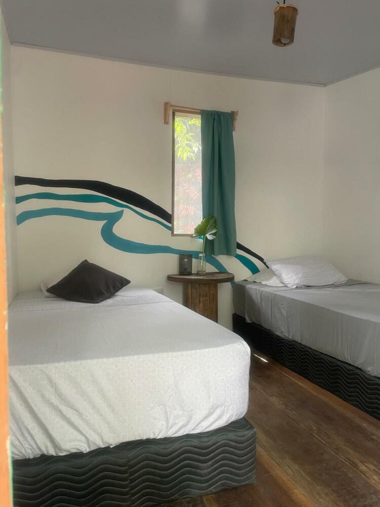 Maudie, Santa Teresa