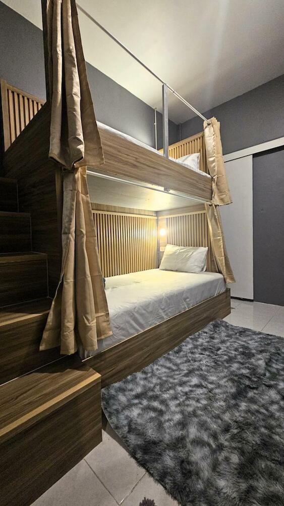 Neighbor Hostel, Koh Phangan