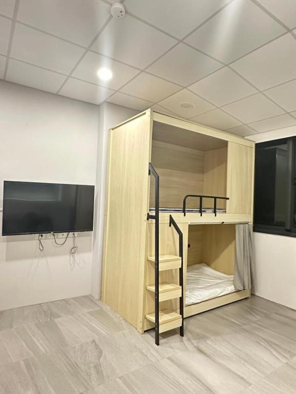 黎明背包客棧sunrise Backpackers Hostel, Hualien