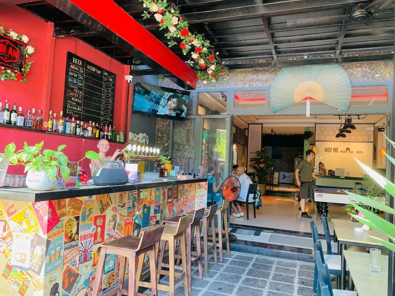 Hoi An Ancient Town Hostel & Bar