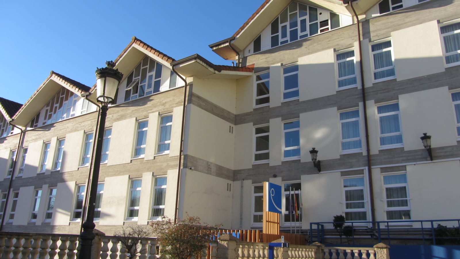 Loop Inn Hotel