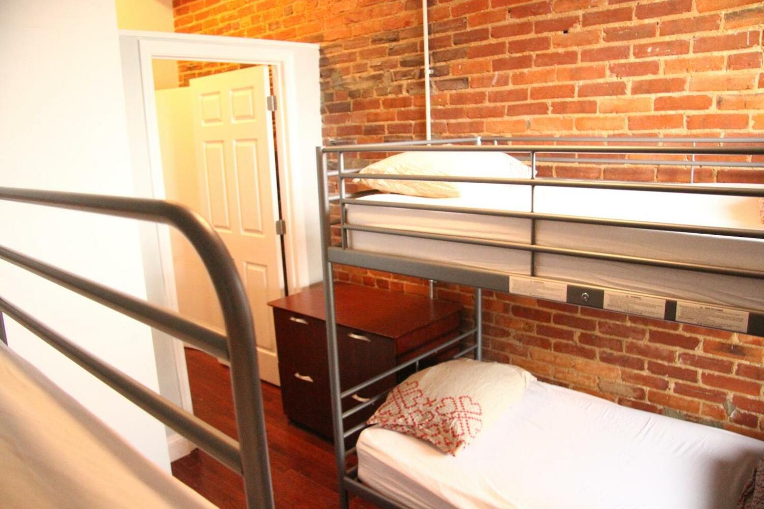 Duo Housing