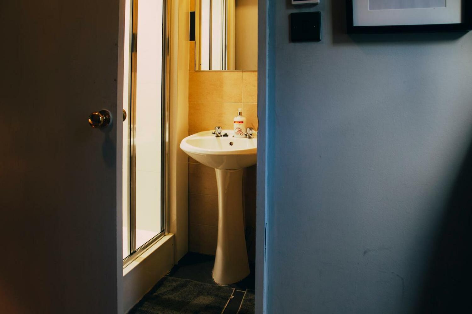 Edinburgh Backpackers - over 18s only, Edinburgh