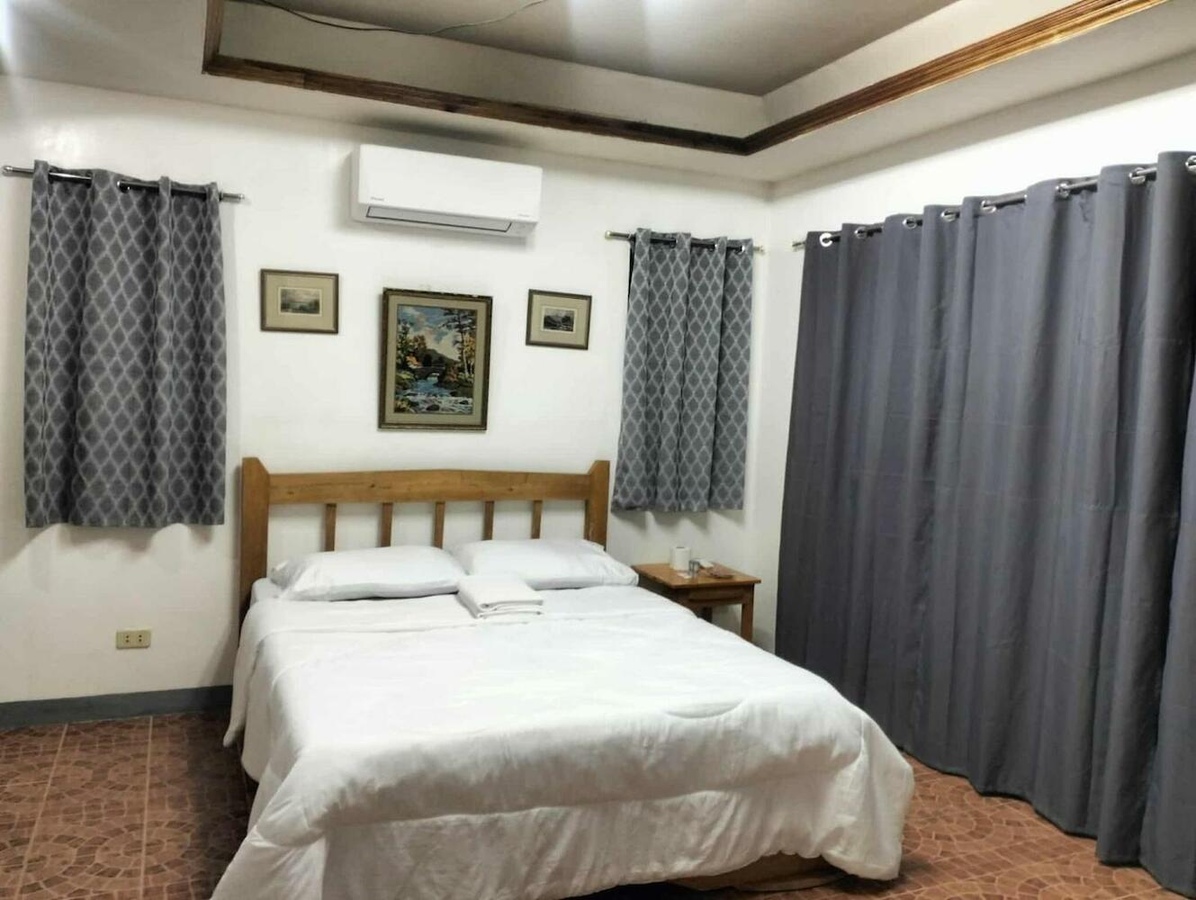 The Sylvia, Siquijor