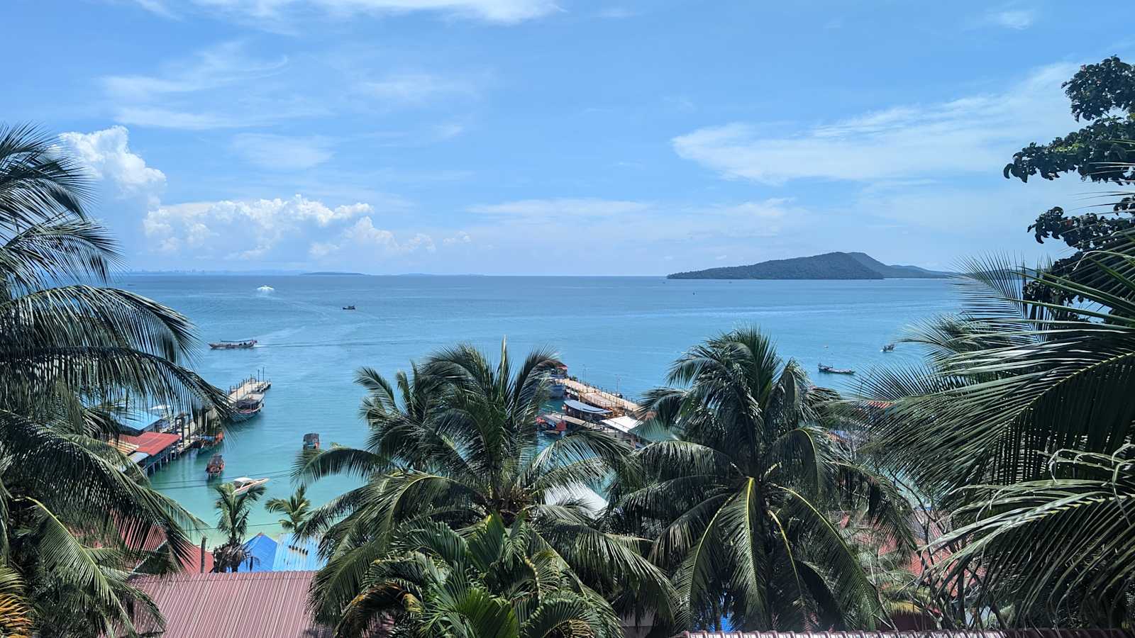 Skybar Koh Rong, Koh Rong