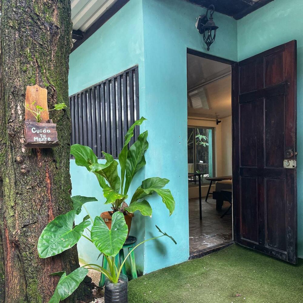 Maudie, Santa Teresa