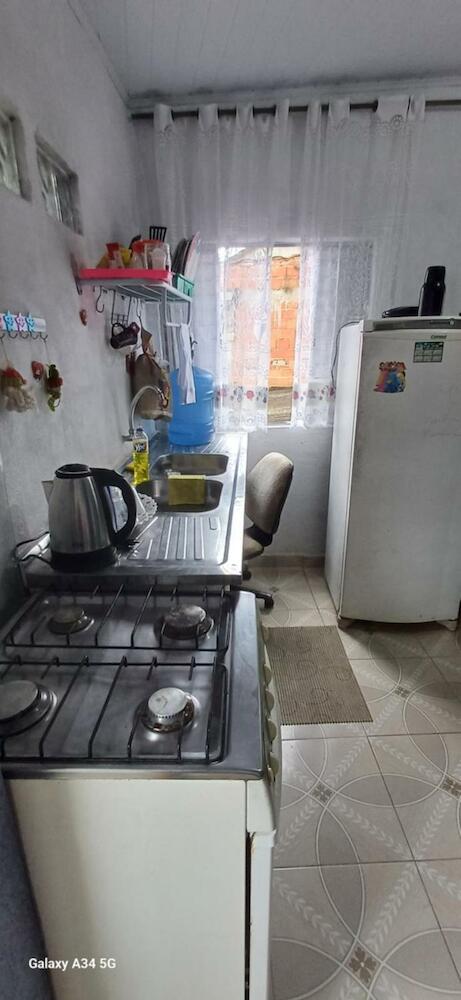 Val's Hostel