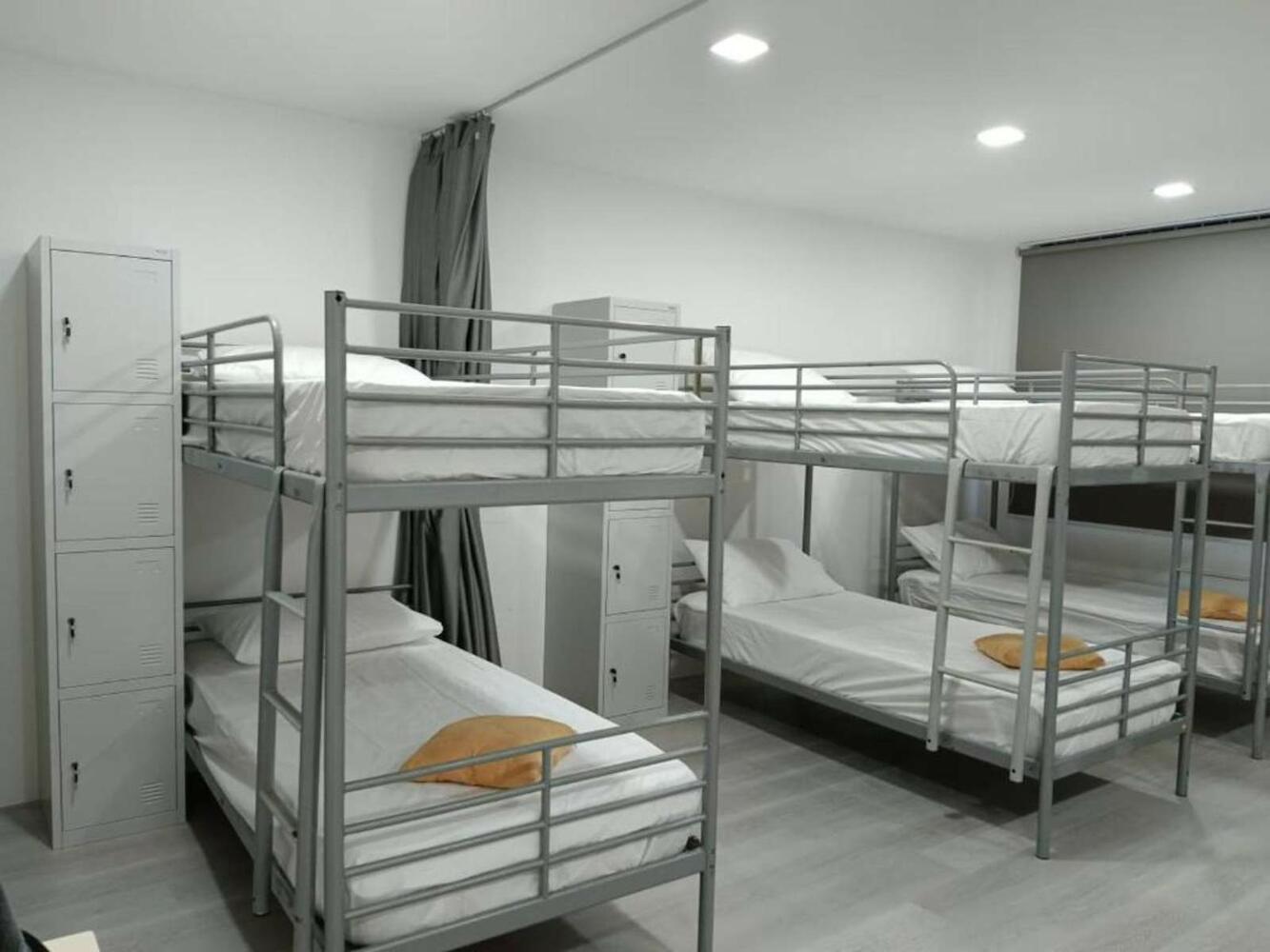 Ride & Rest Aris Lodge, Kuching