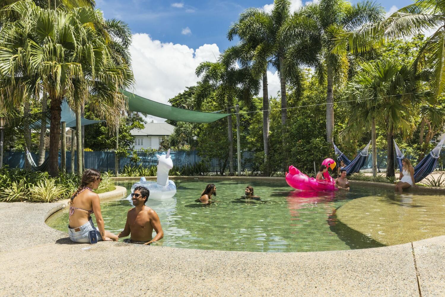 Summer House Backpackers