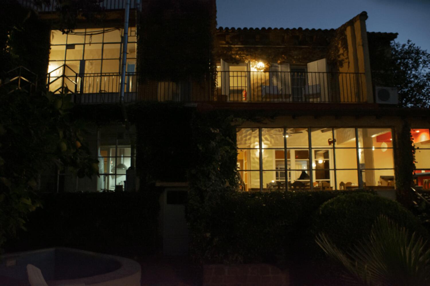 Alamo Hostel & Suites