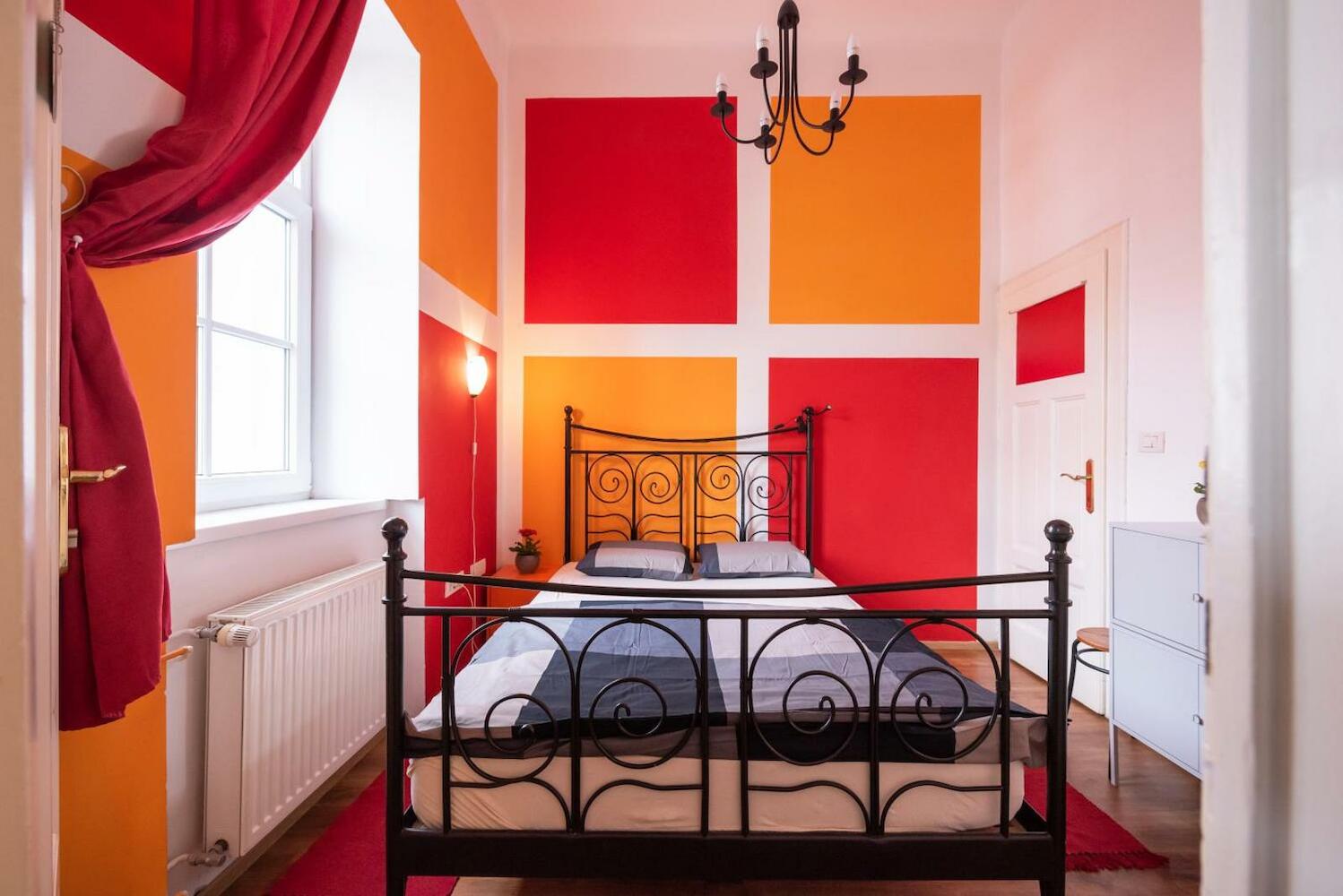 Fluxus Hostel