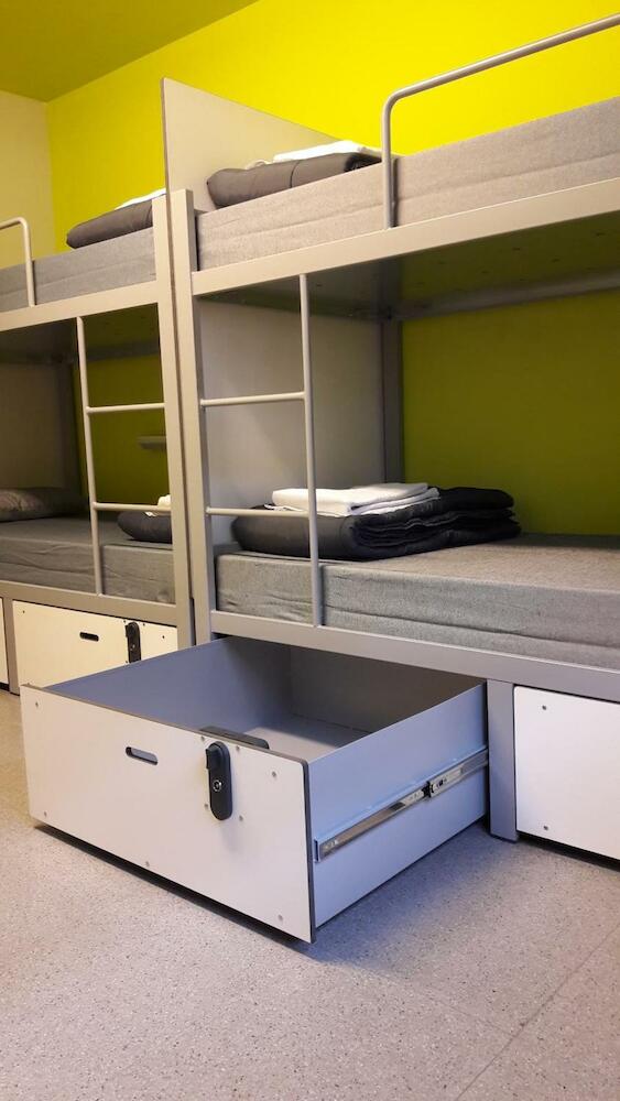 Barcelona Pere Tarrés Youth Hostel, Barcelona