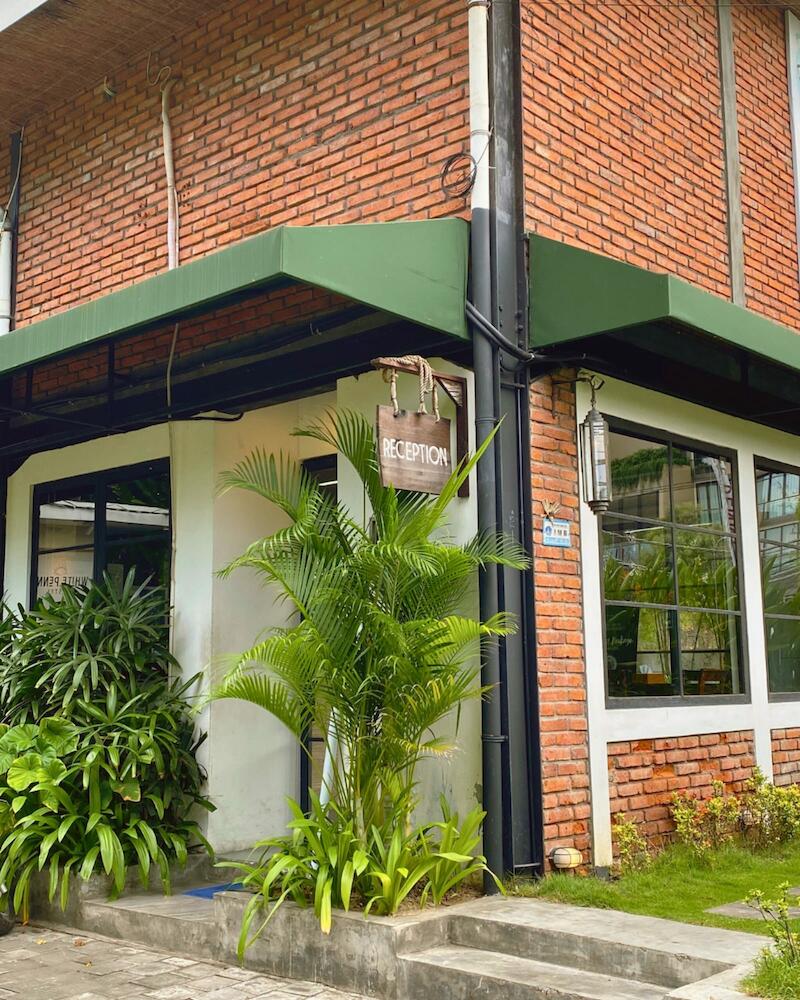 White Penny Hostel