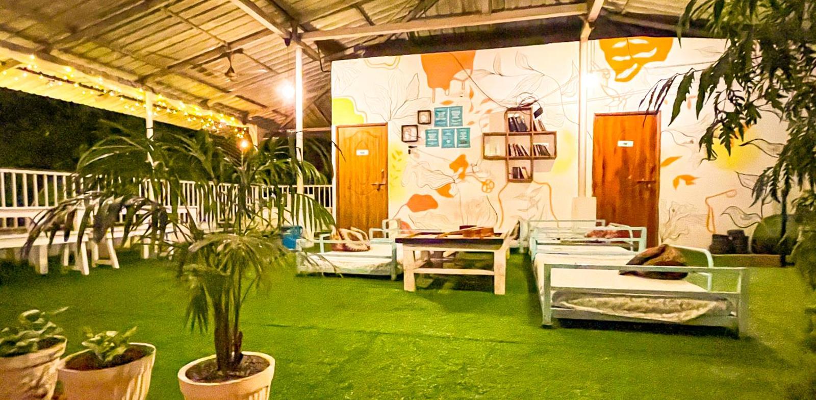 Rootsvilla Hostel
