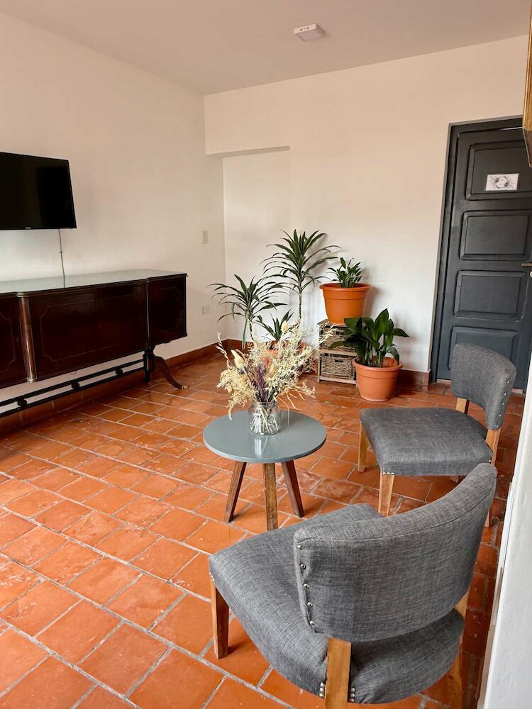 Clivias Hostel, Salta