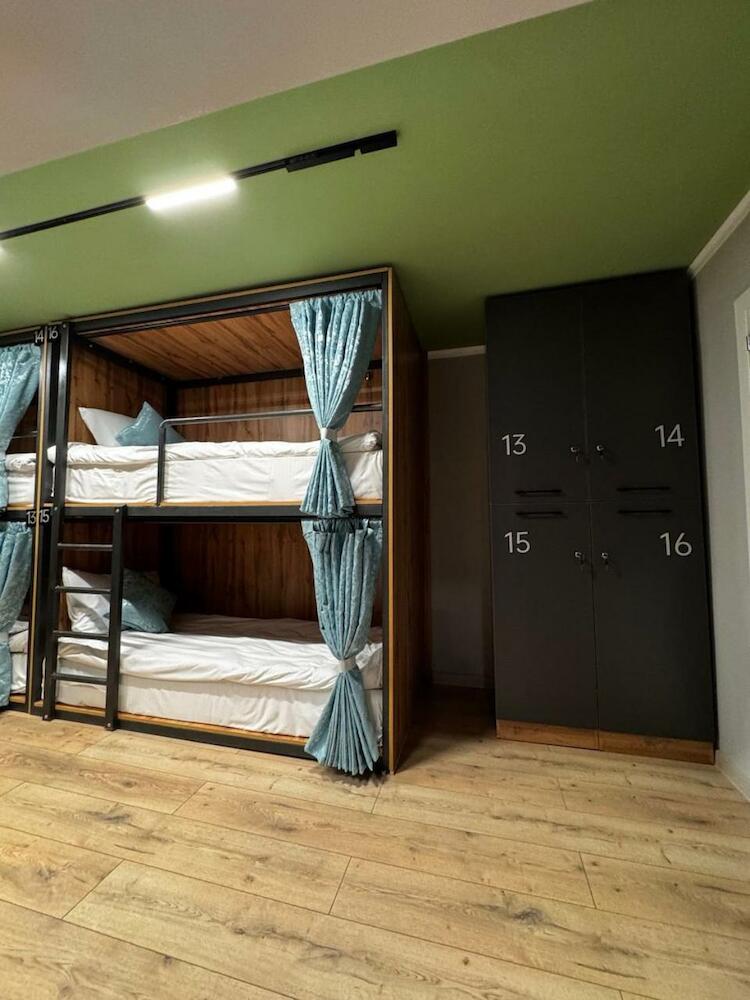 Navi Hostel, Osh